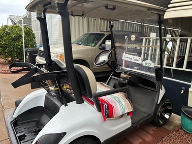 Located In Viewpoint Golf Resort A 55 Plus Community Featuring 2 on Viewpoint Golf Resort in Arizona - for sale on GolfHomes.com, golf home, golf lot