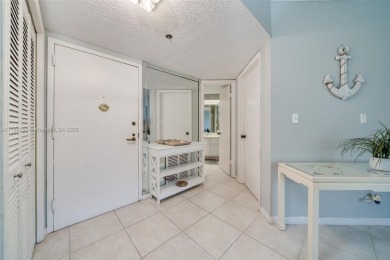 NEW ROOF! WASHER/DRYER in Unit! COMPLETELY FURNISHED 1 Bedroom on Inverrary Country Club in Florida - for sale on GolfHomes.com, golf home, golf lot