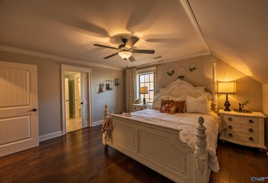 CANEBRAKE GOLF FRONT LUXURY! This executive 4BR/3.5BA home on Canebrake Golf Club in AL - for sale on GolfHomes.com, golf home, golf lot