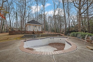 Exceptional opportunity in the highly coveted Spalding Cluster on Dunwoody Country Club in Georgia - for sale on GolfHomes.com, golf home, golf lot