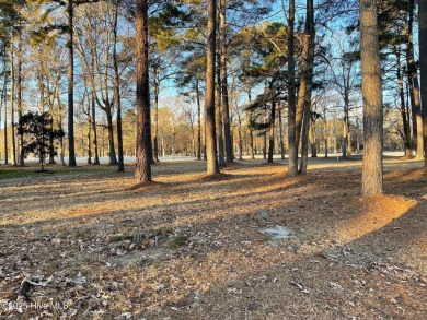 Great lot in Albemarle Plantation, located on the Golf Course on Sound Golf Links at Albemarle Plantation in North Carolina - for sale on GolfHomes.com, golf home, golf lot