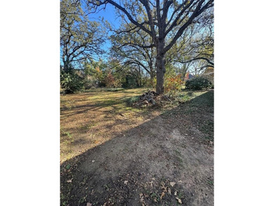 Great Investment Opportunity. Bring your decorating ideas to on De Cordova Bend Country Club in Texas - for sale on GolfHomes.com, golf home, golf lot