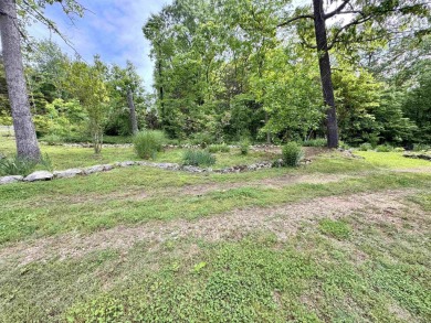 Updated 3 bedroom 1.5 bath house on about 0.6 acres, with a on Cherokee Village North Course in Arkansas - for sale on GolfHomes.com, golf home, golf lot
