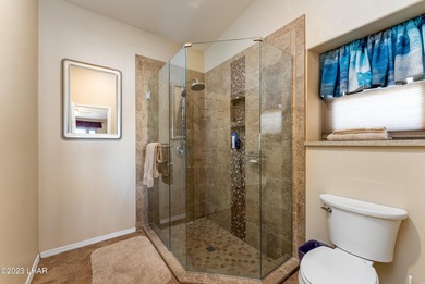 Welcome to this spacious 3-bedroom, 2-bathroom home with 1,826 on London Bridge Golf Course in Arizona - for sale on GolfHomes.com, golf home, golf lot