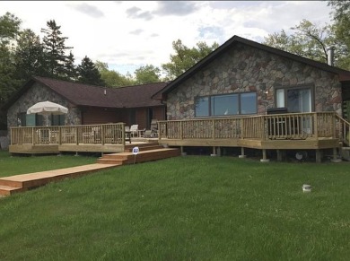 Lakefront on (pending golf course) in Michigan - for sale on GolfHomes.com, golf home, golf lot