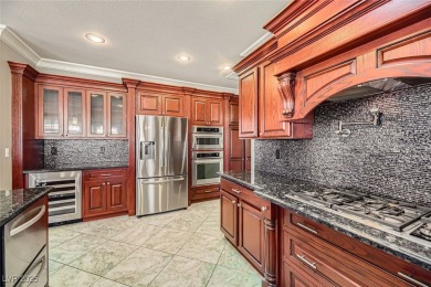 Beautifully maintained, move-in ready home located on the 3rd on Siena Golf Club in Nevada - for sale on GolfHomes.com, golf home, golf lot