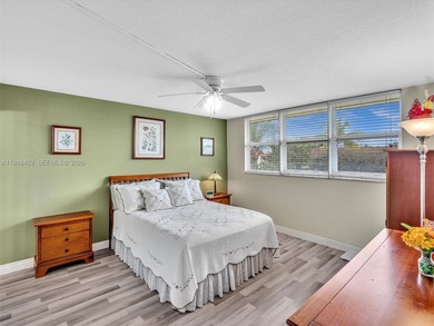 ~ MOTIVATED SELLER! ~ Immaculate 2BR/2BA in the prestigious on Hollybrook Golf and Tennis Club  in Florida - for sale on GolfHomes.com, golf home, golf lot