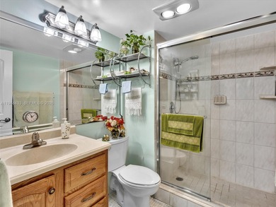 ~ MOTIVATED SELLER! ~ Immaculate 2BR/2BA in the prestigious on Hollybrook Golf and Tennis Club  in Florida - for sale on GolfHomes.com, golf home, golf lot