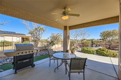Beautifully maintained, move-in ready home located on the 3rd on Siena Golf Club in Nevada - for sale on GolfHomes.com, golf home, golf lot
