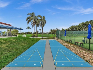 ~ MOTIVATED SELLER! ~ Immaculate 2BR/2BA in the prestigious on Hollybrook Golf and Tennis Club  in Florida - for sale on GolfHomes.com, golf home, golf lot