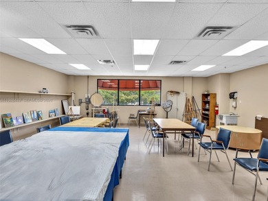 ~ MOTIVATED SELLER! ~ Immaculate 2BR/2BA in the prestigious on Hollybrook Golf and Tennis Club  in Florida - for sale on GolfHomes.com, golf home, golf lot