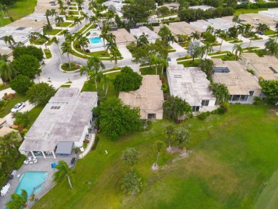 Enjoy this lovely 3 bedroom house overlooking the golf course on Fountains Golf and Country Club in Florida - for sale on GolfHomes.com, golf home, golf lot