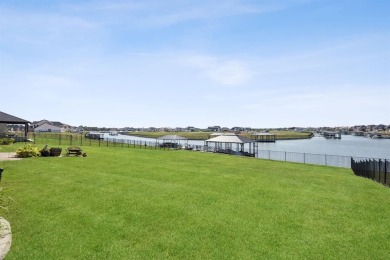 Beautifully maintained, one-owner, single-story home on the on The Golf Club at Resort Eagle Mountain Lake in Texas - for sale on GolfHomes.com, golf home, golf lot