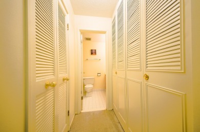 Must-See! Immaculate, Move-In Ready Ground-Floor Condo in on Arlington Lakes Golf Club in Illinois - for sale on GolfHomes.com, golf home, golf lot