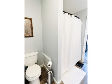 BEAUTIFUL 'beach house' townhome in the coveted Crosswinds on Fort Walton Beach Golf Course in Florida - for sale on GolfHomes.com, golf home, golf lot