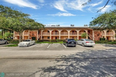 *REDUCED MOTIVATED SELLER* Charming 1-Bed, 1-Bath with Garden on Wynmoor Golf Course in Florida - for sale on GolfHomes.com, golf home, golf lot