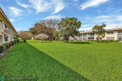 *REDUCED MOTIVATED SELLER* Charming 1-Bed, 1-Bath with Garden on Wynmoor Golf Course in Florida - for sale on GolfHomes.com, golf home, golf lot