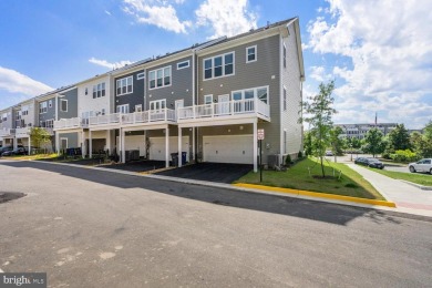 Feel like you are on vacation while living at home! Welcome home on Potomac Shores Golf Club in Virginia - for sale on GolfHomes.com, golf home, golf lot