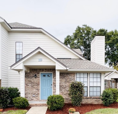 BEAUTIFUL 'beach house' townhome in the coveted Crosswinds on Fort Walton Beach Golf Course in Florida - for sale on GolfHomes.com, golf home, golf lot
