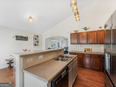 Seller is offering a generous $10,000 buyer credit at closing to on Bridgemill Golf Club in Georgia - for sale on GolfHomes.com, golf home, golf lot