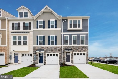 READY NOW!  END UNIT BAYLOR WITH DECK & 3RD BATHROOM!  Move in on Plantation Lakes Golf and Country Club in Delaware - for sale on GolfHomes.com, golf home, golf lot
