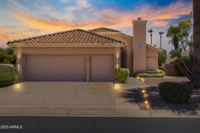 Beautiful home on a SPECTACULAR golf course lot, HOLE 10, in the on Palo Verde Golf and Country Club in Arizona - for sale on GolfHomes.com, golf home, golf lot