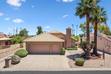 Beautiful home on a SPECTACULAR golf course lot, HOLE 10, in the on Palo Verde Golf and Country Club in Arizona - for sale on GolfHomes.com, golf home, golf lot