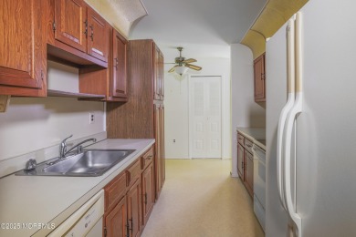 Ground level living in 55+ Covered Bridge II with two bedrooms on Pine Brook Golf Course in New Jersey - for sale on GolfHomes.com, golf home, golf lot