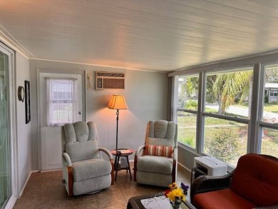 This beautifully maintained 2 bedroom, 2 bathroom home offers on Crystal Lake Club in Florida - for sale on GolfHomes.com, golf home, golf lot