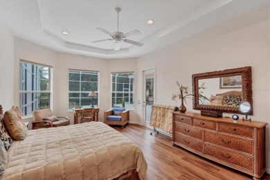 County club living in culturally rich Sarasota. Discover a on University Park Country Club in Florida - for sale on GolfHomes.com, golf home, golf lot