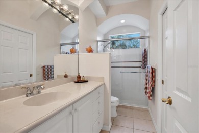 County club living in culturally rich Sarasota. Discover a on University Park Country Club in Florida - for sale on GolfHomes.com, golf home, golf lot