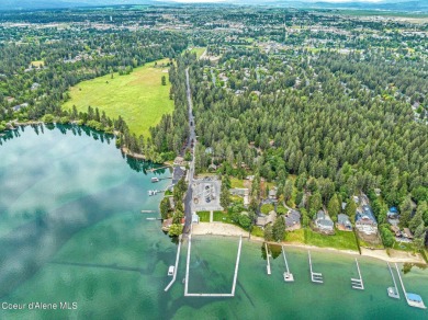 RECENTLY REMODELED SINGLE-LEVEL HAVEN IN DESIRABLE FOREST HILLS on Hayden Lake Country Club in Idaho - for sale on GolfHomes.com, golf home, golf lot