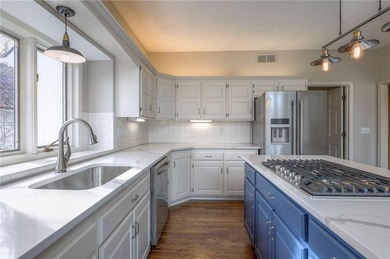 Stunning lakefront home in sought after Lakewood community! on Lakewood Oaks Golf Club, Ltd. in Missouri - for sale on GolfHomes.com, golf home, golf lot