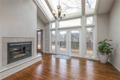 Stunning lakefront home in sought after Lakewood community! on Lakewood Oaks Golf Club, Ltd. in Missouri - for sale on GolfHomes.com, golf home, golf lot