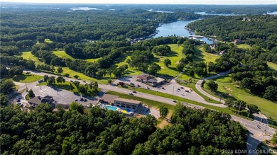 Don't miss this incredible opportunity to own a beautiful on Tan-Tar-A Golf Club in Missouri - for sale on GolfHomes.com, golf home, golf lot