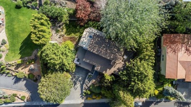 MLS# 284425 Welcome to 207 Hillview Dr, a beautifully appointed on Meadow Springs Country Club in Washington - for sale on GolfHomes.com, golf home, golf lot