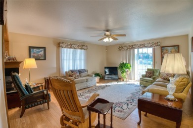 This beautiful 3-bedroom, 3-bathroom home is perfectly on Harbor Ridge Golf Course in Pennsylvania - for sale on GolfHomes.com, golf home, golf lot