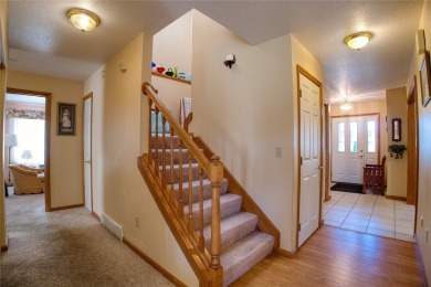 This beautiful 3-bedroom, 3-bathroom home is perfectly on Harbor Ridge Golf Course in Pennsylvania - for sale on GolfHomes.com, golf home, golf lot