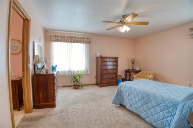 This beautiful 3-bedroom, 3-bathroom home is perfectly on Harbor Ridge Golf Course in Pennsylvania - for sale on GolfHomes.com, golf home, golf lot