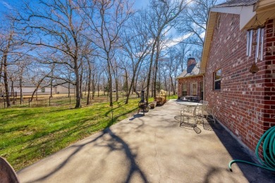 Wonderful single-story home in gated golf course community! on Pinnacle Golf and Boat Club in Texas - for sale on GolfHomes.com, golf home, golf lot