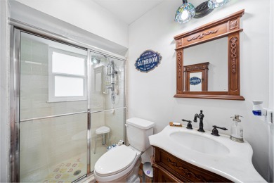 Beautifully updated 3BR/2BA in Lakeridge 55+! Roof 2011 on  in Florida - for sale on GolfHomes.com, golf home, golf lot
