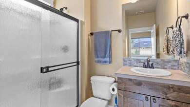 MLS# 280878 Come settle into the the exclusive Horn Rapids on Horn Rapids Golf Club in Washington - for sale on GolfHomes.com, golf home, golf lot