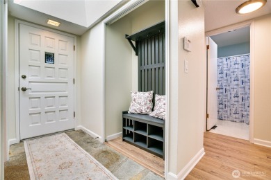 Move in ready North End home located directly across from lovely on Highlands Golf Club in Washington - for sale on GolfHomes.com, golf home, golf lot