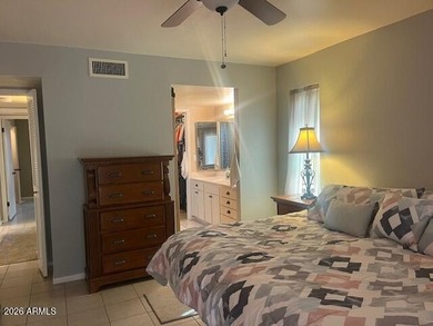 Great 2 bedroom 2 bath home in the heart of Apache Wells 55+ on Apache Wells Country Club in Arizona - for sale on GolfHomes.com, golf home, golf lot