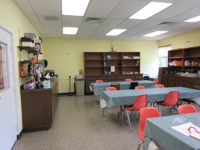 This desirable end-unit offers comfortable single-level living on Leisure Village Golf Course in Illinois - for sale on GolfHomes.com, golf home, golf lot