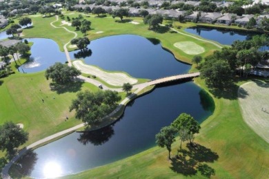 GREAT WATER AND GOLF COURSE VIEW!   This 2 bedroom, 2 baths on Rosedale Golf and Tennis Club in Florida - for sale on GolfHomes.com, golf home, golf lot