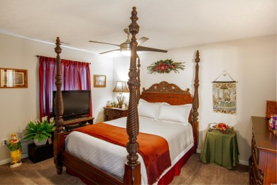 Welcome to River Oaks!!! Spacious open floor plan 2 bedrooms and on River Oaks Golf Plantation  in South Carolina - for sale on GolfHomes.com, golf home, golf lot