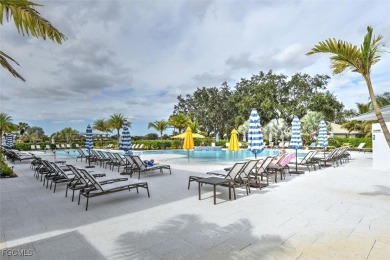 Welcome to this 2-bedroom, 2-bathroom condo with a 1-car garage on Gateway Golf and Country Club in Florida - for sale on GolfHomes.com, golf home, golf lot