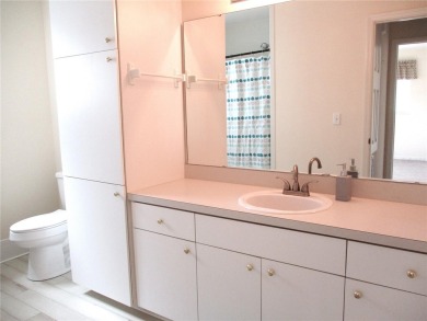MOTIVATED SELLER !! CUTE AND COMFORTABLE 2 BED, 2 BATH, 2 CAR on Preserve Golf Club in Florida - for sale on GolfHomes.com, golf home, golf lot