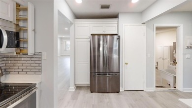 Spacious 2/2 Montgomery Model Villa with 2-Car Garage in on On Top of the World Golf Course in Florida - for sale on GolfHomes.com, golf home, golf lot
